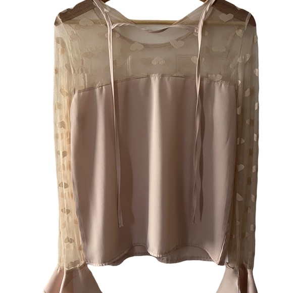 Heart detail lace top - Picture 3 of 5